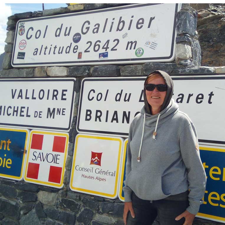 ilona tropa par mani pa d902b uz pareju galibier francijas alpos hautes-alpes galibier-pass